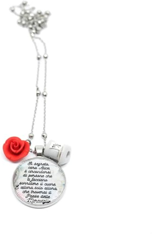 Collana lunga pendente con frase, cappello e rosa rossa Alice inspired