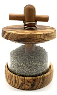 dekorative praktische Kräutermühle aus Olivenholz, gefüllt mit Kräutern der Provence, als Geschenk für die Küchenfee, den Hobbykoch, Küchenchef