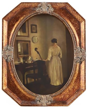 LIHOLO Vintage Picture Frames 5X7 Ornate Antique Oval Picture Frame for Tabletop and Wall Hanging, Dark Academia Gallery Wall Decor,Vintage Home Decor with Victorian Design,in Bronze