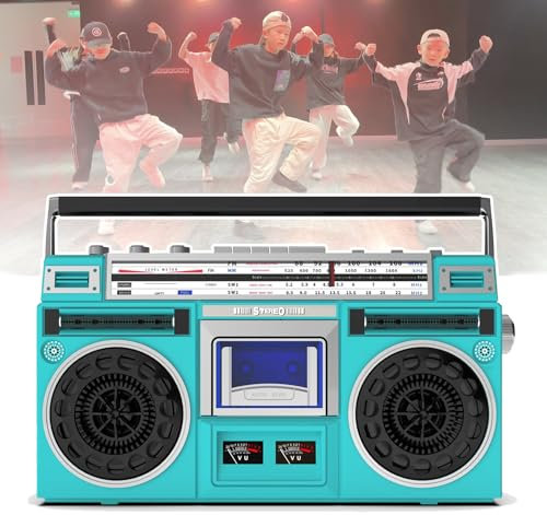 Boombox portatile con radio AM/FM, lettore CD, ingresso SD/USB e registratore a cassette, perfetto per riunioni di famiglia e viaggi