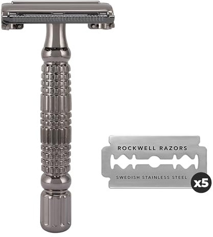 Rockwell Razors R1 Doppelschneidiger Rasierhobel in Rotguss-Chrom | Anfängerfreundlich für eine glatte, komfortable Rasur | Drehbarer Griff für einfaches Beladen der Klinge | Inklusive 5 recycelbaren