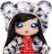 Na Na Na Surprise Cozy Serie – Leona White – Schneeleoparden Modepuppe aus weichem Plüsch schwarzen Haaren Mütze Outfit Flauschiger Anhängetasche – Tolles Geschenk für Kinder ab 5 Jahren 119364EUC
