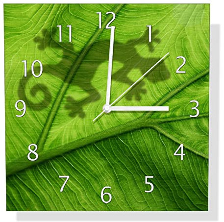 Wallario Design Wanduhr Gecko Schatten auf grünem Blatt - Umriss aus Aluverbund, Alu-Uhr Größe 30 x 30 cm, weiße Zeiger mit Metalloptik
