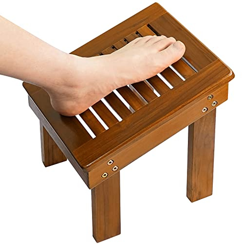 Utoplike è uno sgabello doccia in teak per la rasatura, con un robusto pedale doccia e uno sgabello in legno antiscivolo bagno con superficie leggermente inclinata