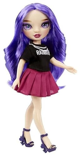 Rainbow High Muñeca emi Vanda - Morada - Prendas Mix & Match y Cepillo para el Pelo - Inspira Estilo y Creatividad - Edad: 6+ años