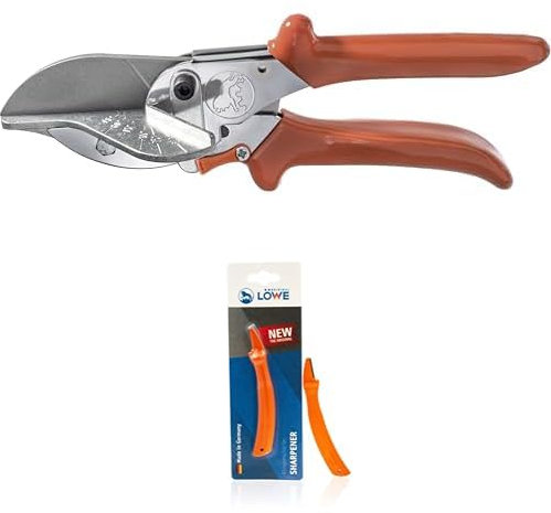 Original LÖWE Set bestehend aus Gehrungsschere 3.104 mit Hebelübersetzung und 45° Anschlag für Industrie und Handwerk & Klingenschärfer 0022 für Gartenscheren und Industriescheren