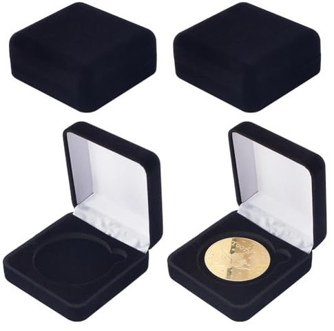 FINGERINSPIRE 4 st 50 mm svart sammet utmaning mynt förvaring presentask 6,6 x 6,6 x 2,8 cm fyrkantigt märke presentation displaybox enkelt skola emblem bricka displayhållare medalj kavajnål