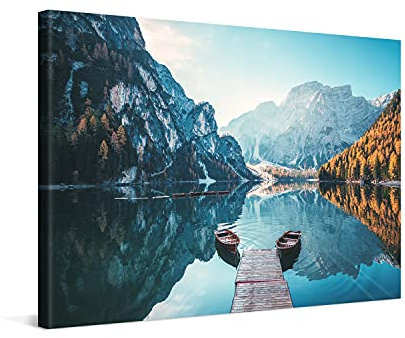 PICANOVA – Bild auf Leinwand Dolomites Bergsee Pragser Wildsee 120x80cm Leinwandbild – Premium Leinwanddruck – Wandbild Kunstdruck Auf 2cm Holz-Keilrahmen Wohnzimmer Wanddekoration – Berge
