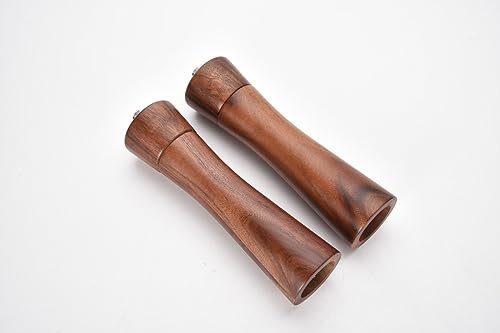 MOLINO-MILLS - Ensemble de 2 pièces, salière, poivrière, bois foncé, moulin en céramique stable, certifié FSC, set d'épices, dessous de verre, cuillère en bois, brosse de nettoyage, 21 cm
