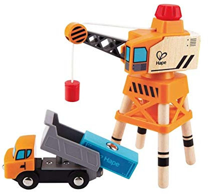 Hape Eisenbahn Spielset mit Kran, drehbarem Kipper und Ladung, ab 3 Jahren