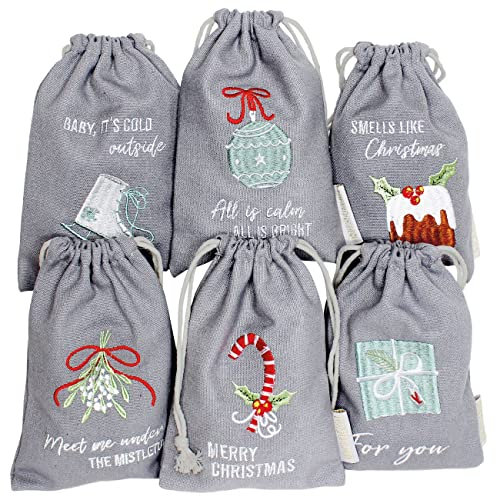Papierdrachen 6 Geschenksäckchen zu Weihnachten 2025 - wunderschön bestickt und ideal zum nachhaltigen Verpacken von Weihnachtsgeschenken - Blau Grau mit Bestickung - 13x18 cm - Set 12