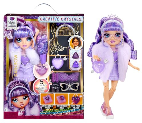 RAINBOW HIGH Creative Crystals Violeta - Muñeca de Moda Violeta de 28 cm con Accesorio de Cristal Make It Kit, Anillo para Ti, Manualidades, Juego de Resina, para Niños Mayores +8 Años, NO Comestible