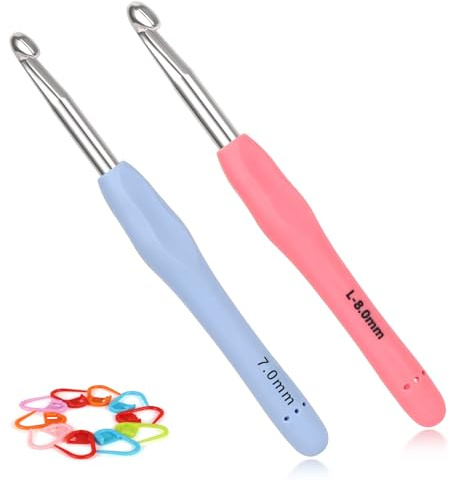 Reessy Crochet Hooks Set, 7.0mm & 8.0mm Ergonomic Crochet Hook Set with Soft Rubber Grip for Arthritic Hands, Ideal Crochet Tool with Stitch Markers for Beginners and Experienced Crochet Lovers