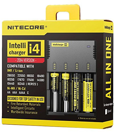 NiteCore Akkuladegerät Intellicharge i4