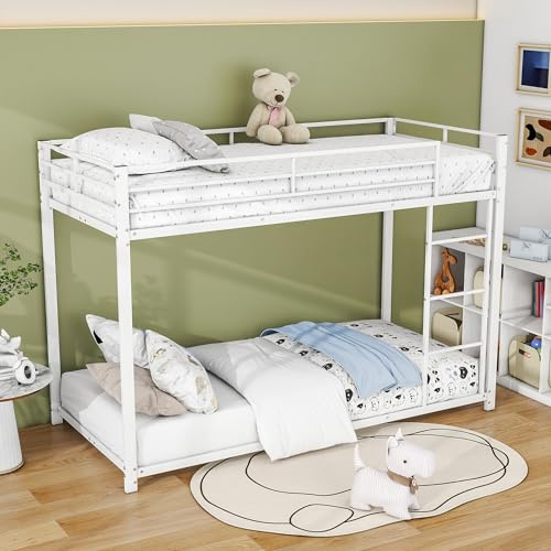 Azkoeesy Metall Etagenbett 90x200 cm für 2 Kinder und Jugendliche, Doppel-Jugendbett, Hochbett, Stockbett, mit 3 Stufen Leiter und Geländer, weiß