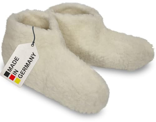 MYNE Bettschuhe IamFlauschi Schafsbeige Größe 44/45 - Kuschelig Warme Hausschuhe aus Schafwolle - Hüttenschuhe für Damen und Herren