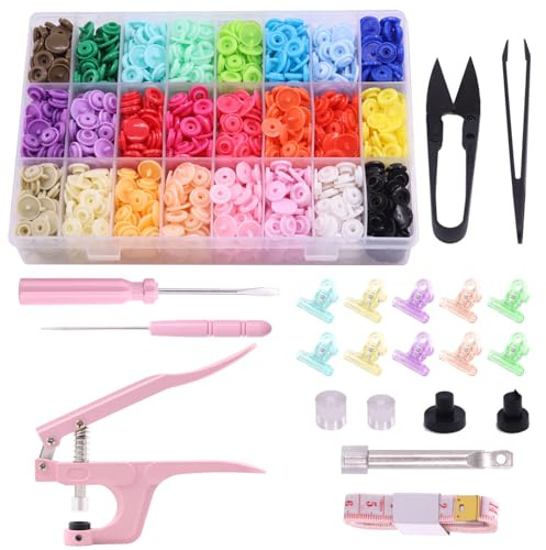 Mardatt Lot de 405 boutons pression T5 avec pinces 24 couleurs rondes en plastique sans couture et outils de fixation avec clips pour la couture de vêtements manteau de pluie et autres travaux manuels