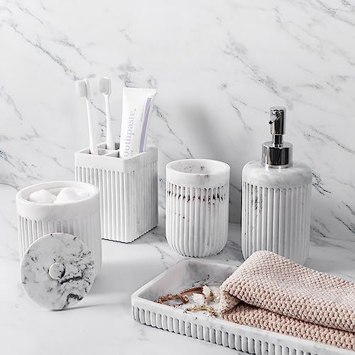 Set di accessori da bagno in marmo bianco in resina, 5 pezzi, dispenser di sapone per lozione, portaspazzolino, bicchiere da bagno, porta Qtip e vassoio da toeletta, organizer da bagno per