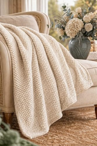 Coperta Plaid 200x150 cm BOSALONI HOME Paris Collection, Coperta Grande per Divano e Letto, Morbido Pile Flanella, Elegante e Calda per Arredo Casa (Bianco)