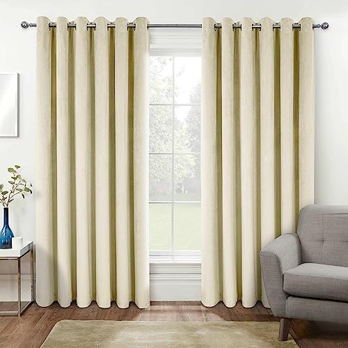 HOMESCAPES Cream Velvet Blackout Curtains 46 x 72 (117 x 183 cm) Eyelet Thermal Insulated Curtains with 100% Ultra Blackout 3 Pass Coating Fully Lined Readymade Curtains
