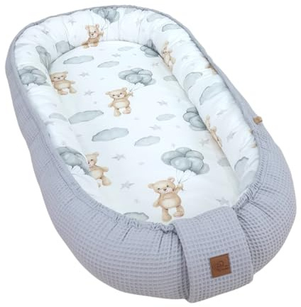 WIKLINOPOL Nido para bebés recién nacidos, 80 x 46 cm en color gris con diseño de oso de peluche, nido portátil de algodón y algodón gofre, nido para bebés con colchón extraíble