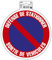 Exacompta - Réf. 67018E - 1 panneau rond adhésif DÉFENSE DE STATIONNER - SORTIE DE VOITURES - En PVC traité anti-dérapant et résistant aux UV - Diamètre du panneau : 20 cm - Coloris rouge