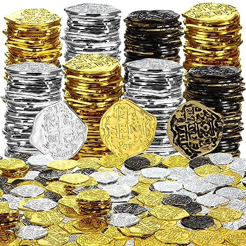 Hanaive 800 Pcs Plastic Pirate Coin Gold Treasure Spanish Doubloon Fake St. Patricks Toy Coin for Kids Board Games Pirate Party Cosplay Teachers Classroom Reward(Gold, Silver, Bronze)