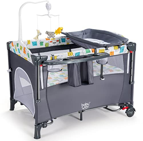 GOPLUS Babyresesäng, barnresesäng med madrass och blöjhållare på hjul, babysäng med sidoingång, bärväska, leksaksstativ och spelur, 0–3 år upp till 15 kg (grå)