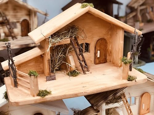 ÖLBAUM Massiv Holz Weihnachtskrippe Farbe BRAUN/Natur, mit Dekoration, Holzkrippe Krippenstall KH50mhe-Dmhe-LSat-Tdu für 9 cm bis 13 cm Figuren, Naturholz hell, Größe 50 x 27 x 22 cm