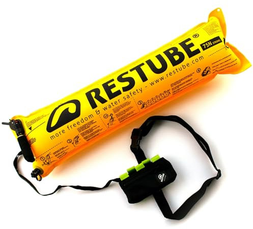 Restube Extreme – Aufblasbare Schwimmboje für Wildwasser & Raue Bedingungen – Ideal für Open Water Schwimmer, Surfer & Wassersport – Einhand-Auslösung mit Signalpfeife
