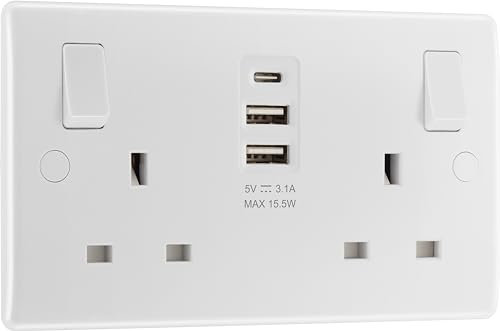 BG Electrical 15W Double Switched Power Wall Plug Socket with Two Type A and Single Type C USB Charging Ports, Round Edge, Nexus 800 Series, White Moulded, 13A, 822UAAC15
