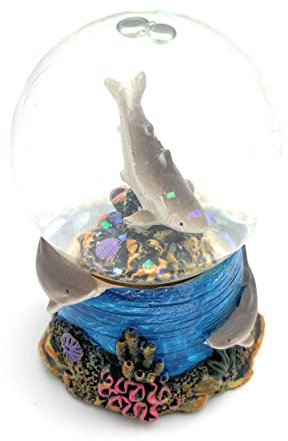 Onwomania Boule à neige blanche requin - Animal - Poisson dangereux - Hauteur : 6,5 cm - Boule à paillettes - Multicolore