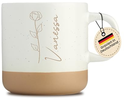 LIEBTASTISCH - Gravur Tasse mit Namen - Wunschnamen - Personalisiert - Spülmaschinenfest - Kaffeetasse mit Gravur - Blumenmotiv - Geschenk für Freundin, Frau, Familie - Beige