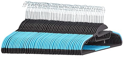 Amazon Basics Strapazierfähige Kunststoff-Kleiderbügel, mit rutschfestem Gummiüberzug und horizontalem Steg, Blau, 50er-Pack