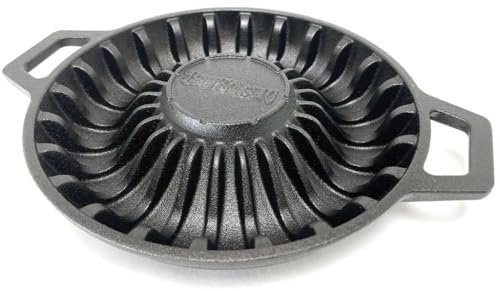 Bayou Classic 7423 Pre-Seasoned Cast Iron Shrimp Pan for Cooking and Serving Holds 24 Jumbo
