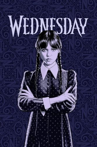 Wednesday Officially Licensed Fleece Blanket | Throw Blanket 100x150 cm | Perfect For Teen Bedrooms, Camping & Sleepovers |100% Polyester