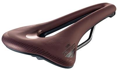 Selle San Marco SHORTFIT 2.0 Supercomfort Racing - Sella Bicicletta Gravel e Bikepacking, Leggera e Confortevole, con Foro Anatomico e Strato Gel Extra, Telaio Resistente in Acciaio - Taglia L3, Rosso