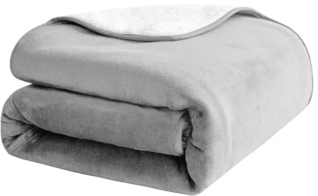 PFIMIGH Manta Impermeable para Perros, 3 Capas de Franela y Sherpa, Cobertor Reversible Protector para Cama, Sofá y Sillón, Gris Plateado, 75x100cm