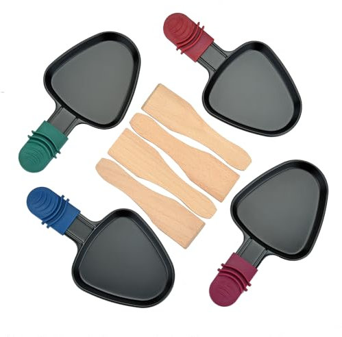 4 sartenes para raclette, 18 x 19 cm, triángulo de hierro fundido, con revestimiento antiadherente y mango de color, traer con 4 espátulas de madera para raclette Grill Accesorios…