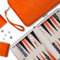 Backgammon-Sets für Erwachsene, klassisches Brettspiel mit faltbarem Leder-Backgammonetui, tragbares Reise-Backgammon-Set, inklusive 30 künstlichen Horn-Checkern (Orange)