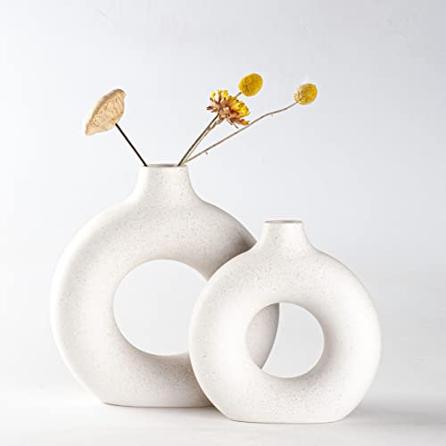 Sawoake Weiße Donut Keramik Vase Satz von 2 für Moderne Home Decor, Runde Matte Vasen für Pampasgras, Neutral Boho Nordic Minimalismus Stil Blumenvasen（Supergroß+Groß）