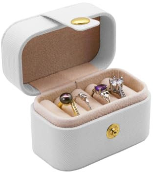 AfitLulu Ringbox Mini Ringschatulle Reisen Ring Aufbewahrung Pu-Leder Ringkästchen mit 4-Ringschlitze, Schmuckkästchen Ringe Tragbar Ring Schachtel für Reisen Geschäftsreisen (Weiß)