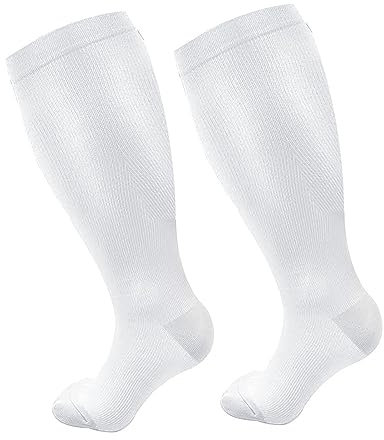 Cheeroyal 2 Pairs Plus Size Kompressionsstrümpfe für Männer und Frauen 20-30 mm Hg Extra Size Weites Kalb und knielange Strümpfe für Schlaufenunterstützung (6XL, white)