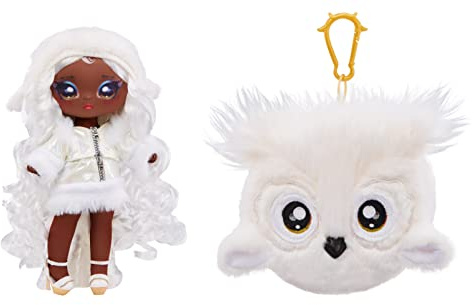 Na! Na! Na! Surprise Serie Cozy - EVIE VON HOO - Bambola alla moda di peluche inspirata a un gufo, con capelli bianchi, berretto, vestito e borsellino a clip - Da collezionare - Età: 5+ anni,119357EUC