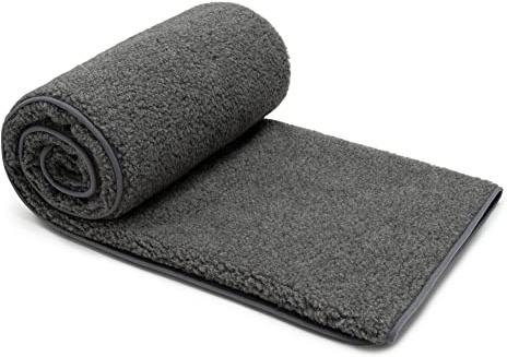 Best Wool Couverture Laine Merinos 240x200 cm - Couverture Mouton Chaude - 100% Laine Merinos - Grande et Moelleuse - Poids 500g/m2 - Matériau Respirant