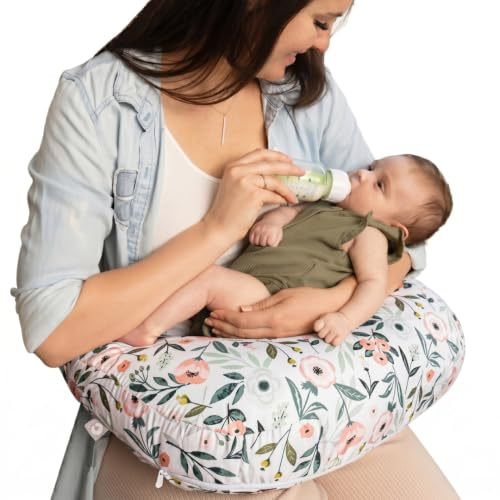 Boppy Cuscino per allattamento – Rosa Garden Flowers – Cuscino più grande e di supporto per allattamento al seno e biberon – Riempimento più solido, sollevamento più alto, area più ampia rispetto al