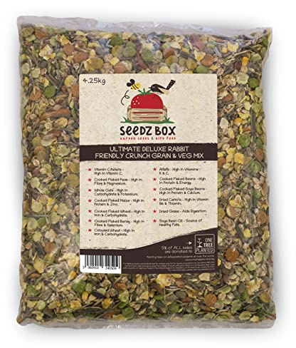 Rabbit Food 4.25kg - Crunch Grain and Vegetable Feed Mix - SeedzBox Rabbit Food - Natural Feed For Bunnies - Dried Grass Oats and Carrots - High in Fibre and Healthy Fats