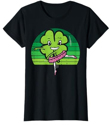 Shamrock Dancing Ballet Cute St Patricks Day Ballerina Girls T-Shirt