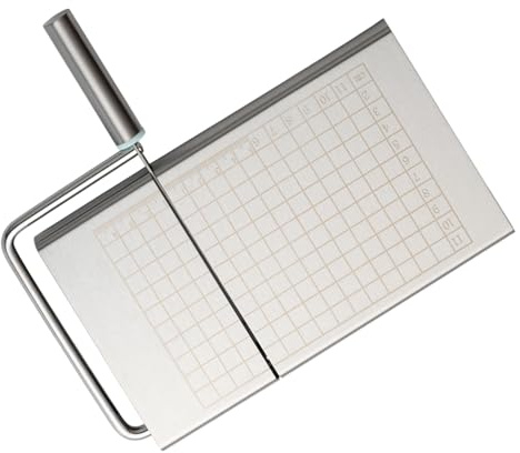 Sosoport Affettatrice per Formaggi in Acciaio Inox con Griglia Graduata, Utensile Multifunzione per Affettare Salsicce, Pane e Verdure, Tagliere Antiscivolo per Cucina e Preparazione