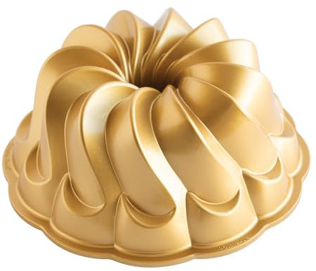Nordic Ware 96377 Pirouette 10-Cup Bundt Pan Gold